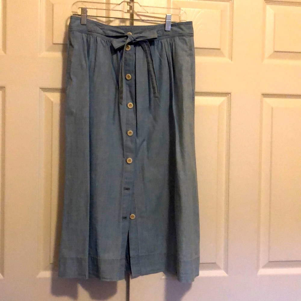 Madewell Chambray tie waist button front skirt